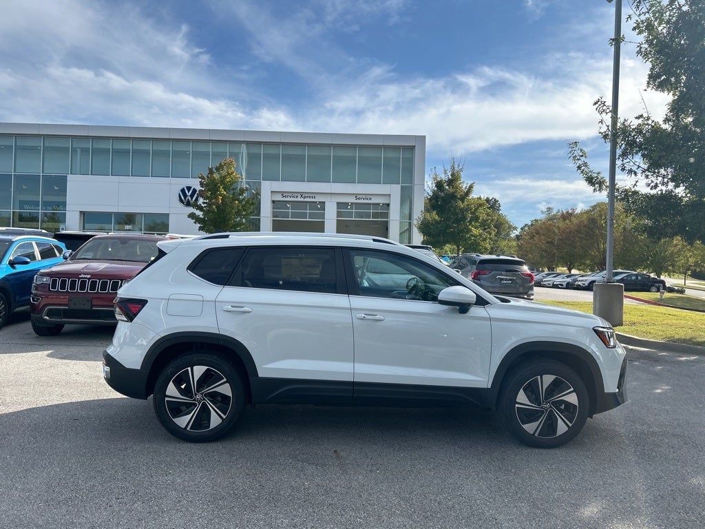 2025 Volkswagen Taos 1.5T SE