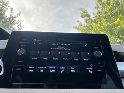 2025 Volkswagen Taos 1.5T SE