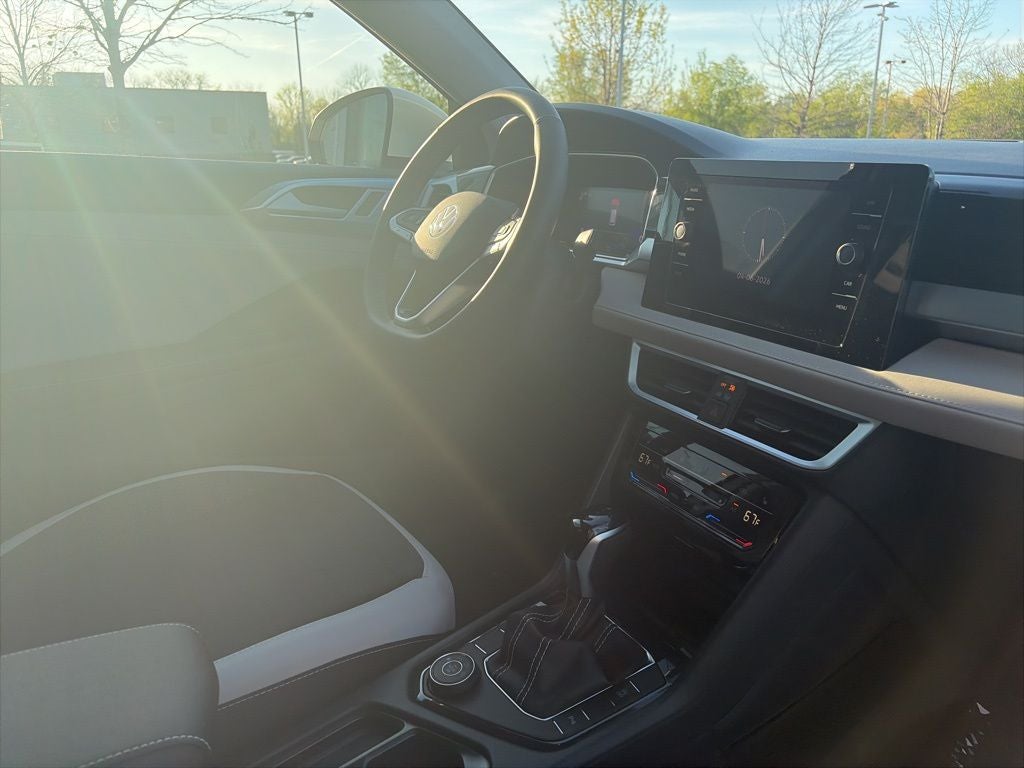 2026 Volkswagen Taos 1.5T SE