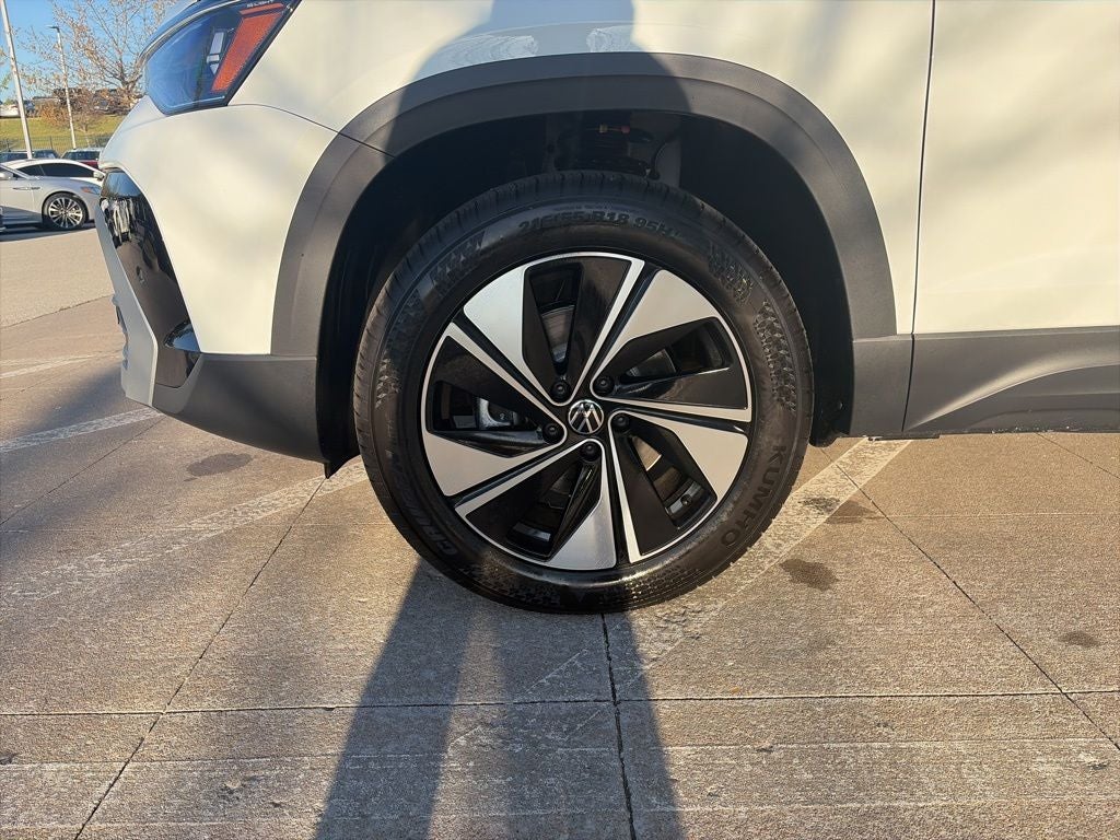 2026 Volkswagen Taos 1.5T SE