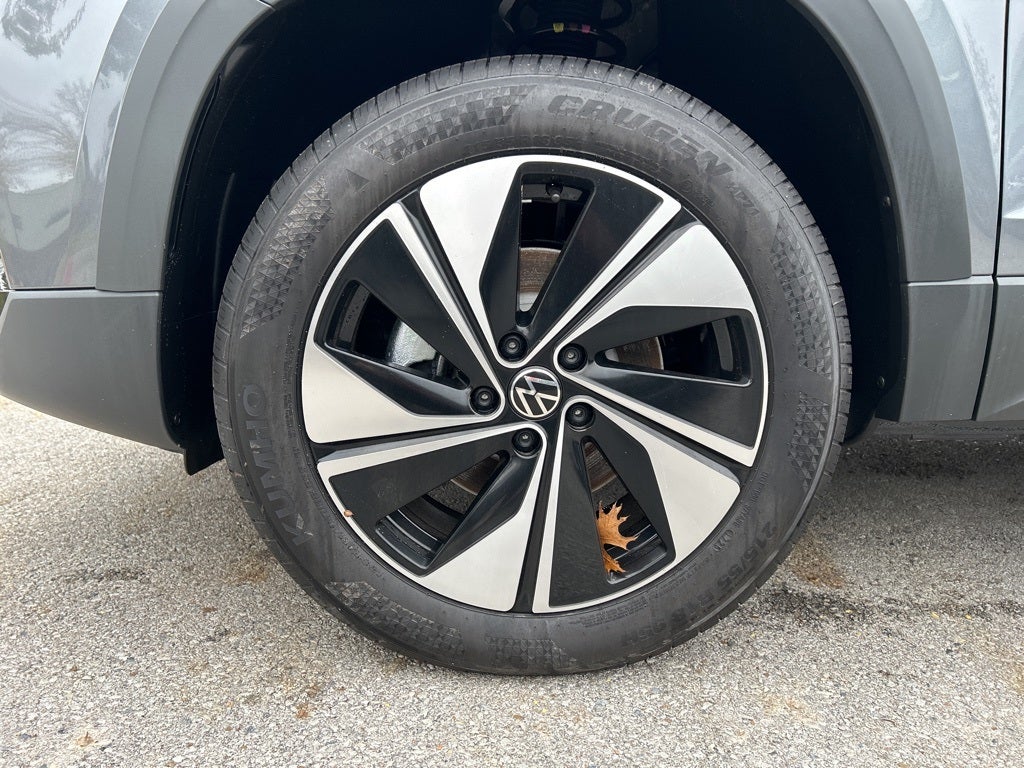 2025 Volkswagen Taos 1.5T SE