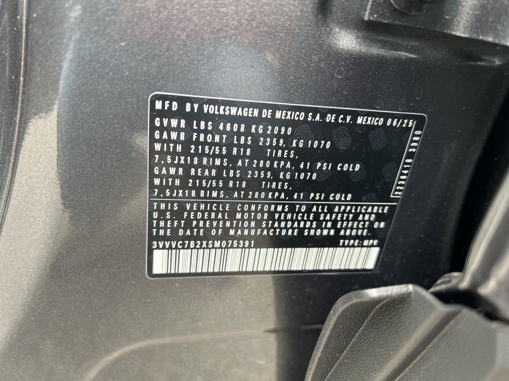 2025 Volkswagen Taos 1.5T SE