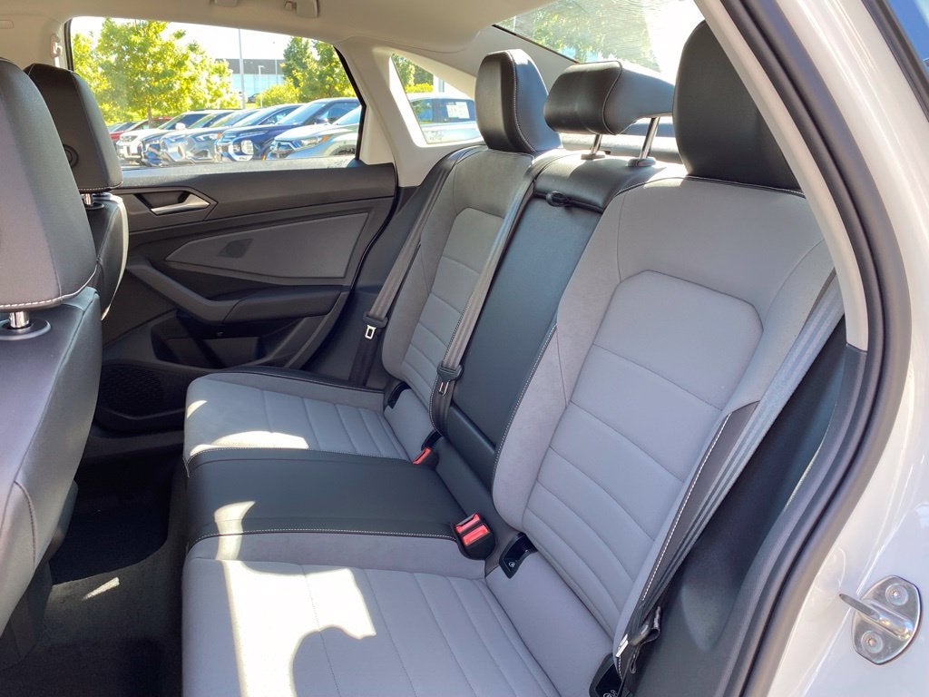 2027 Volkswagen Jetta 1.5T SE