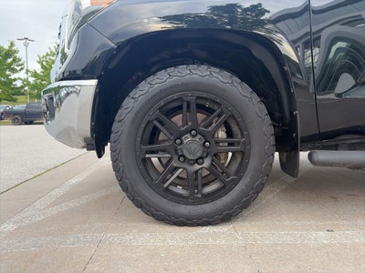 2018 Toyota Tundra SR5 5.7L V8 CLEAN CARFAX, BFGoodrich A/T Tires