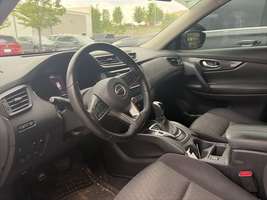 2018 Nissan Rogue SV CLEAN CARFAX LOW MILES