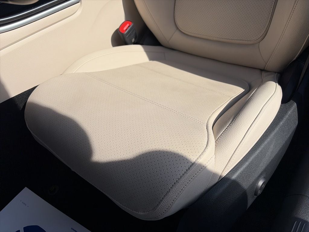 2025 Mercedes-Benz C-Class C 300 4MATIC®