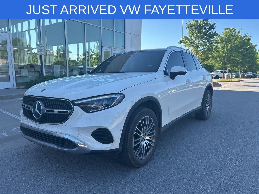 2025 Mercedes-Benz GLC GLC 300 4MATIC's photo