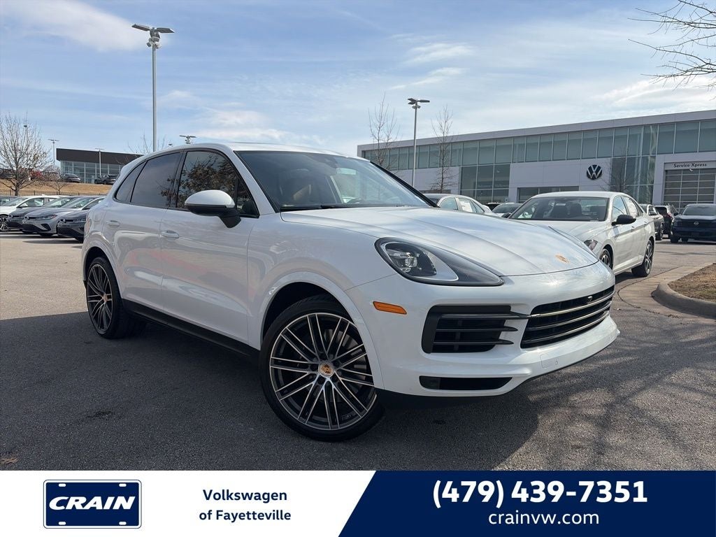 2023 Porsche Cayenne Base