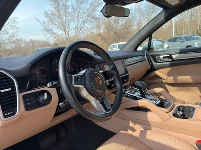 2023 Porsche Cayenne Platinum Edition CLEAN CARFAX, GREAT RECORDS