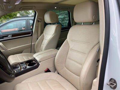 2016 Volkswagen Touareg V6 TDI Sport