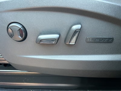 2025 Volkswagen ID. Buzz Pro S Plus