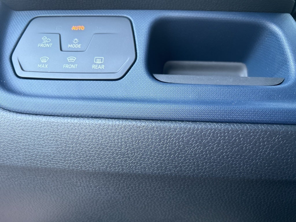 2025 Volkswagen ID. Buzz Pro S Plus