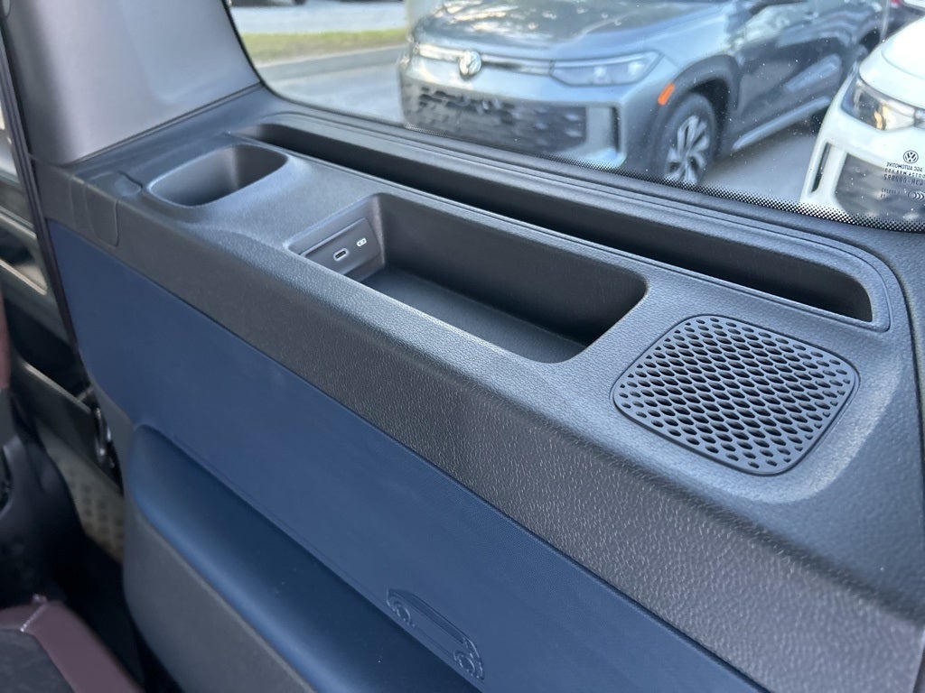 2025 Volkswagen ID. Buzz Pro S Plus