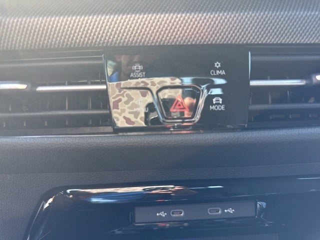 2025 Volkswagen Golf GTI 2.0T SE