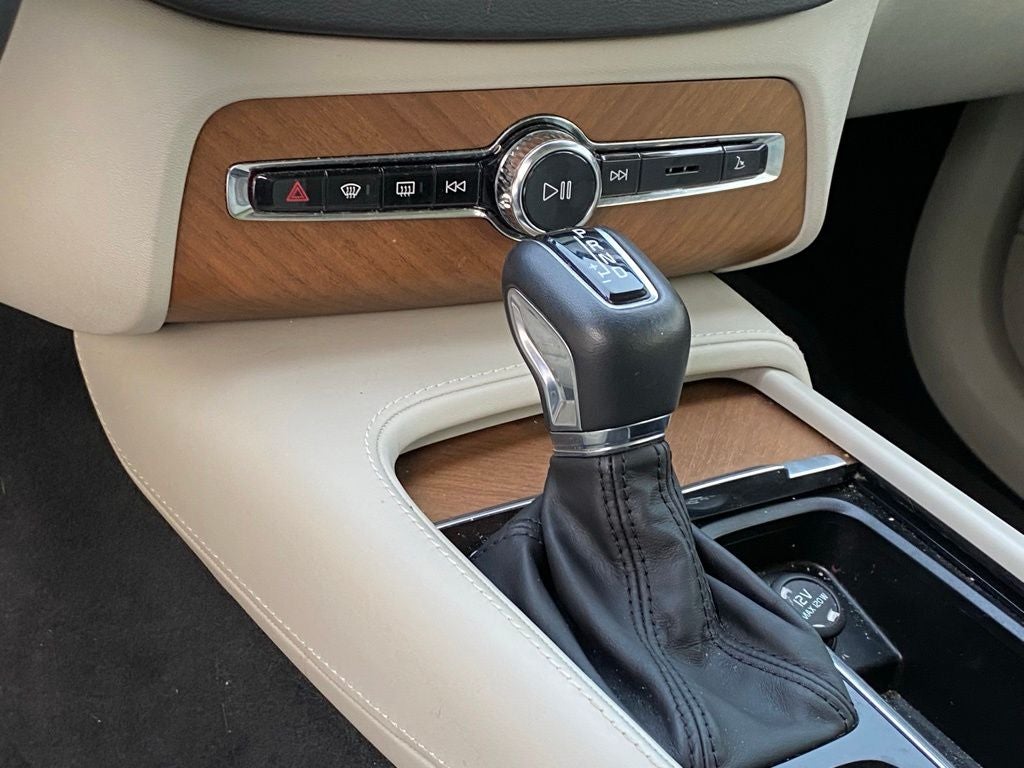 2019 Volvo XC90 T6 Inscription