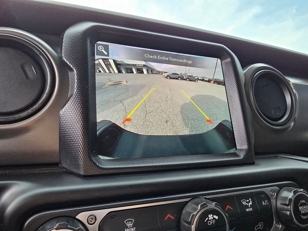 2023 Jeep Gladiator Sport