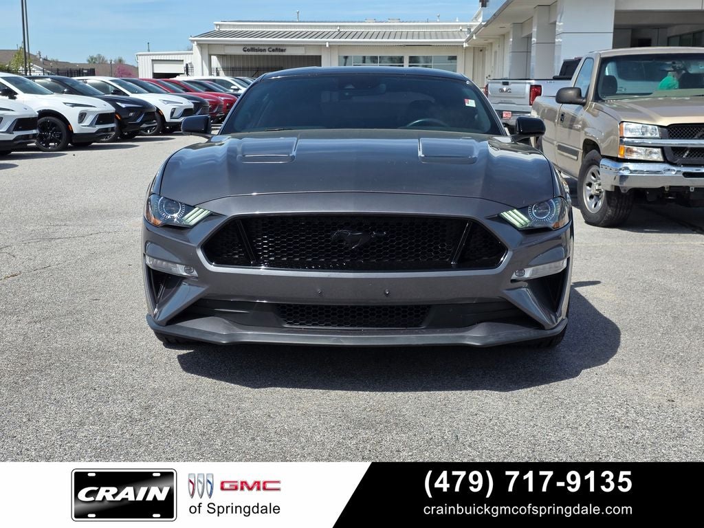 2021 Ford Mustang GT Premium 6-Speed / Black Accent / Nav