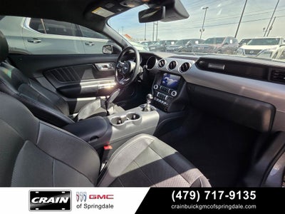 2021 Ford Mustang GT Premium 6-Speed / Black Accent / Nav