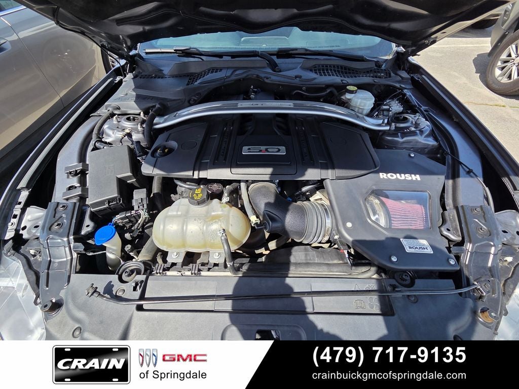 2021 Ford Mustang GT Premium 6-Speed / Black Accent / Nav