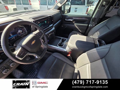 2025 Chevrolet Silverado 3500HD LTZ Gooseneck/5th Wheel Prep Package