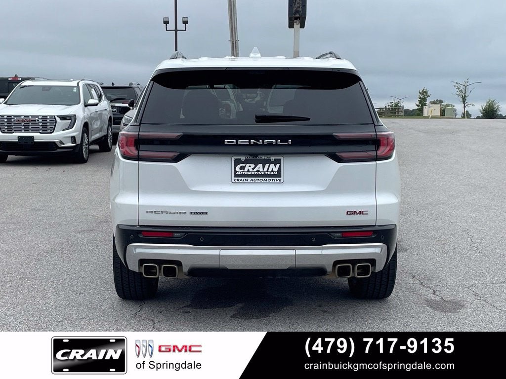 2024 GMC Acadia Denali