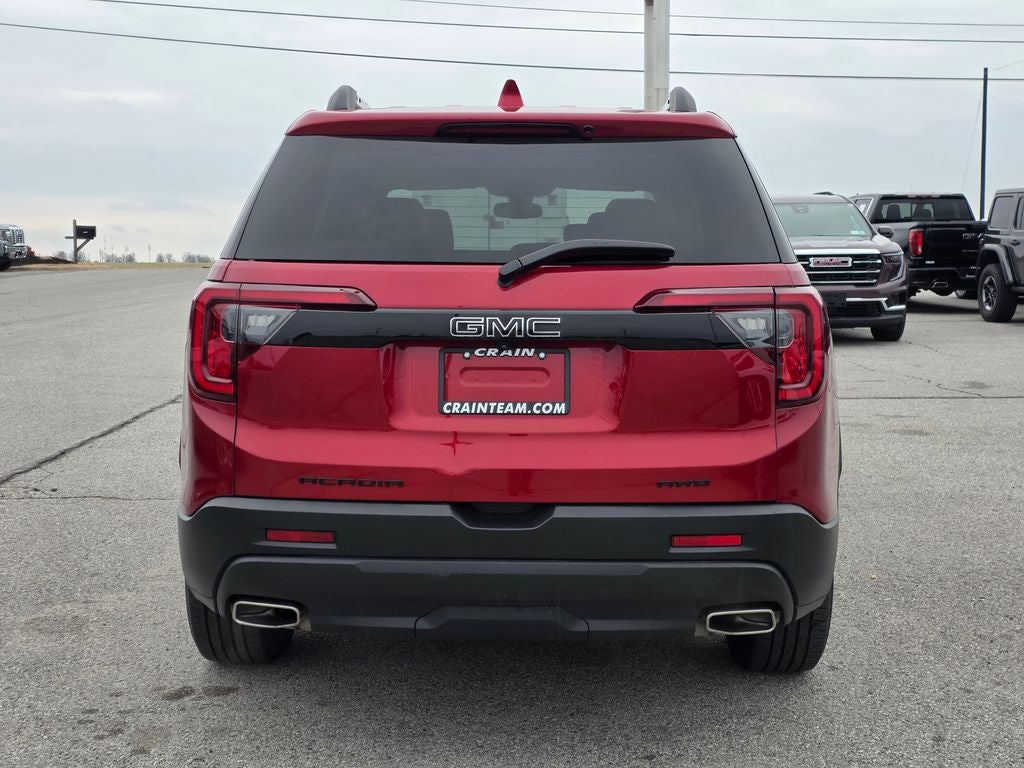 2023 GMC Acadia SLT