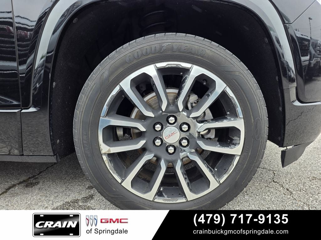 2020 GMC Acadia Denali