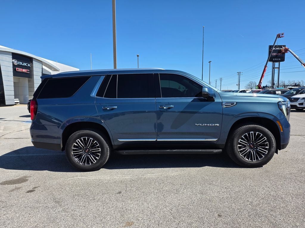 2025 GMC Yukon Elevation