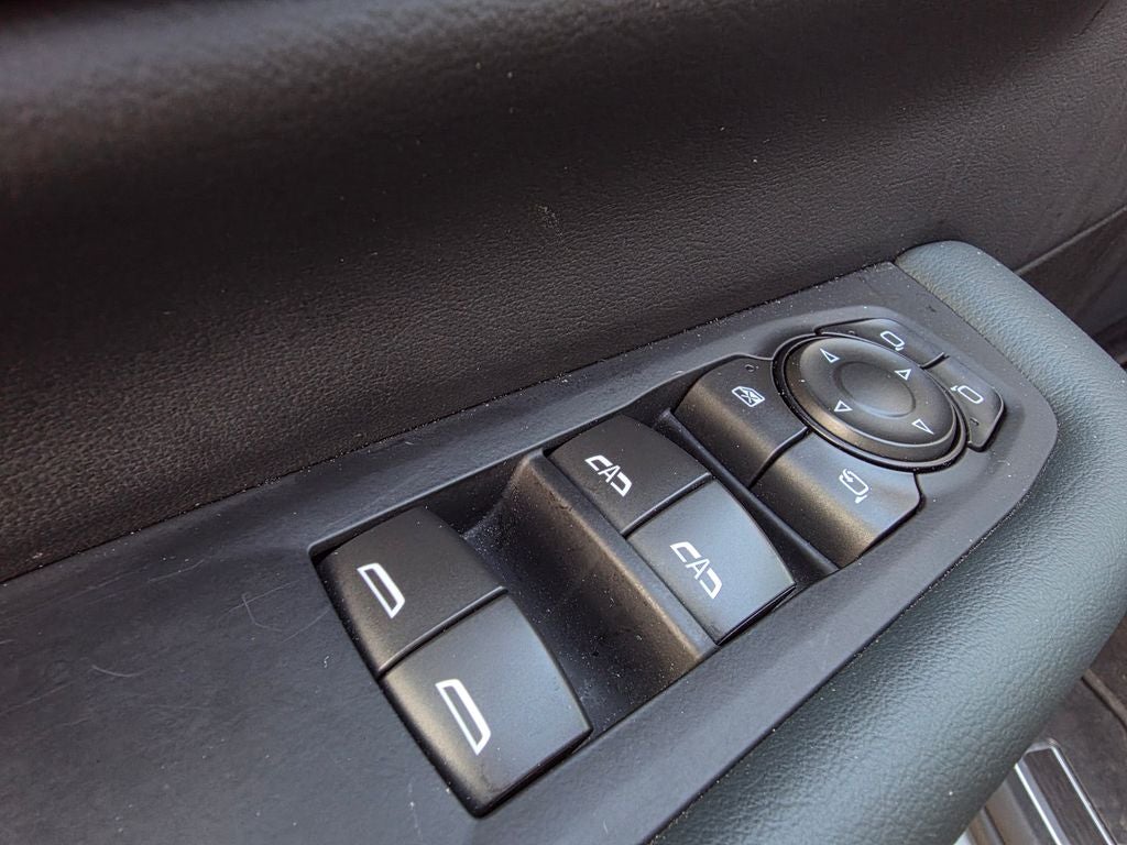 2025 GMC Yukon XL AT4