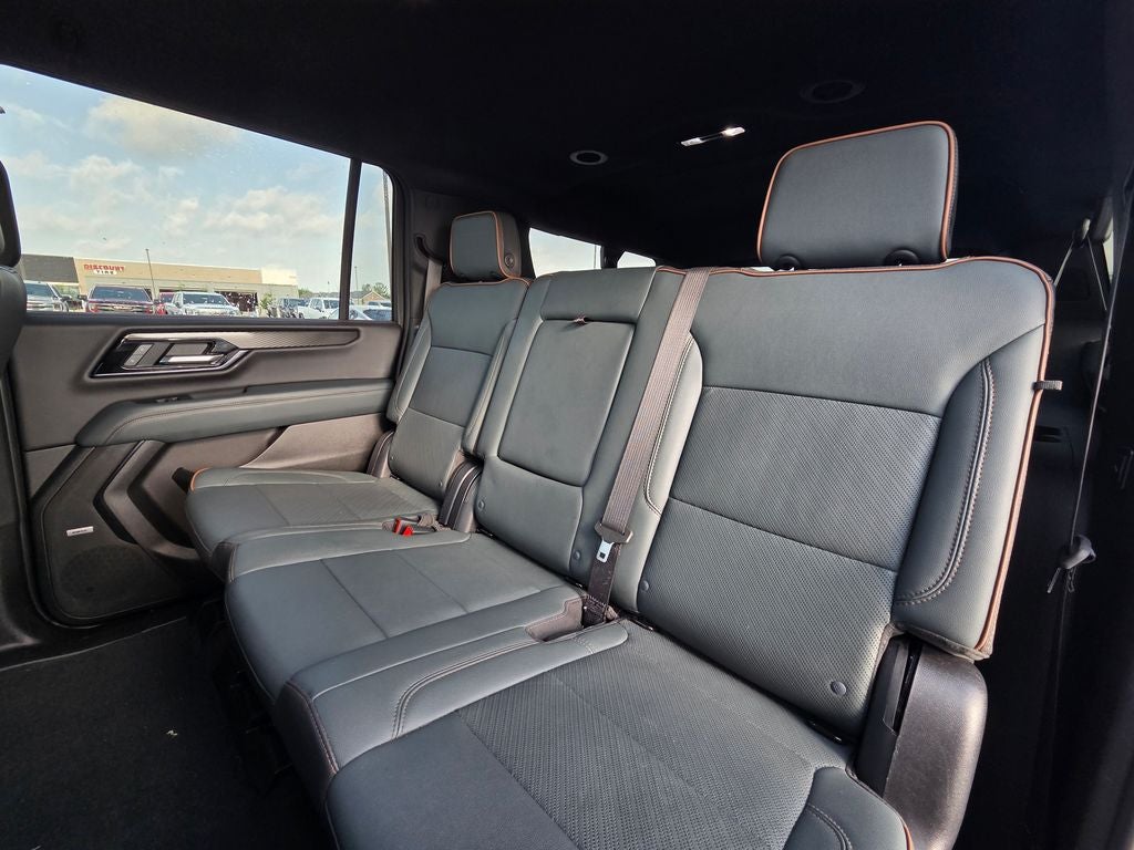 2025 GMC Yukon XL AT4