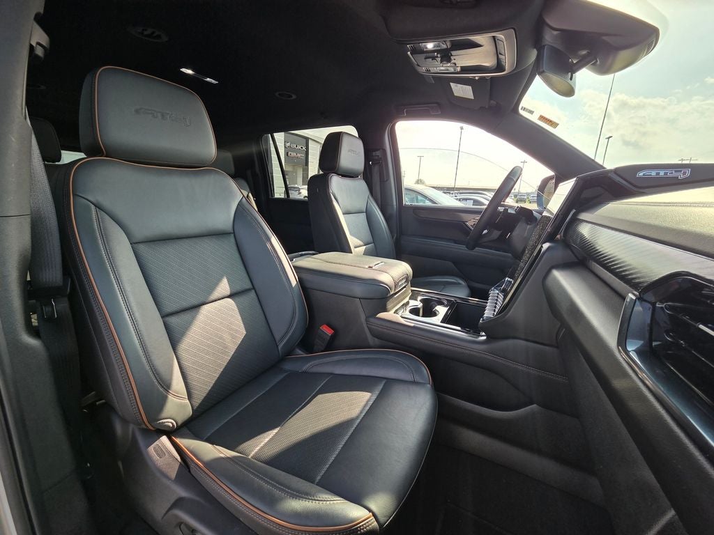 2025 GMC Yukon XL AT4