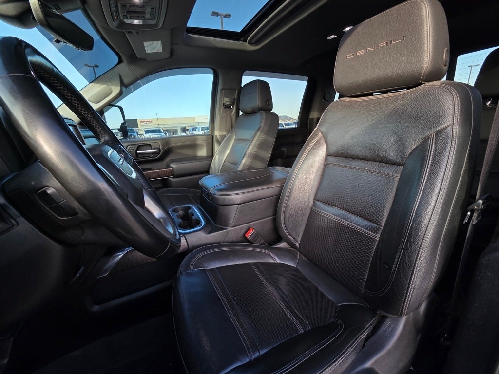 2023 GMC Sierra 2500HD Denali
