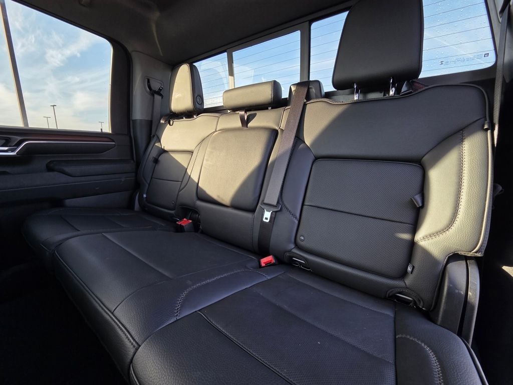 2025 GMC Sierra 2500HD Denali