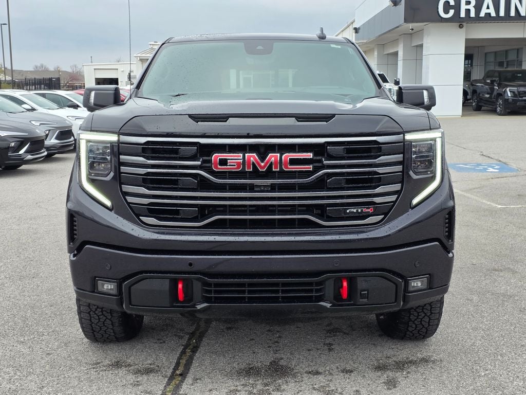 2025 GMC Sierra 1500 AT4