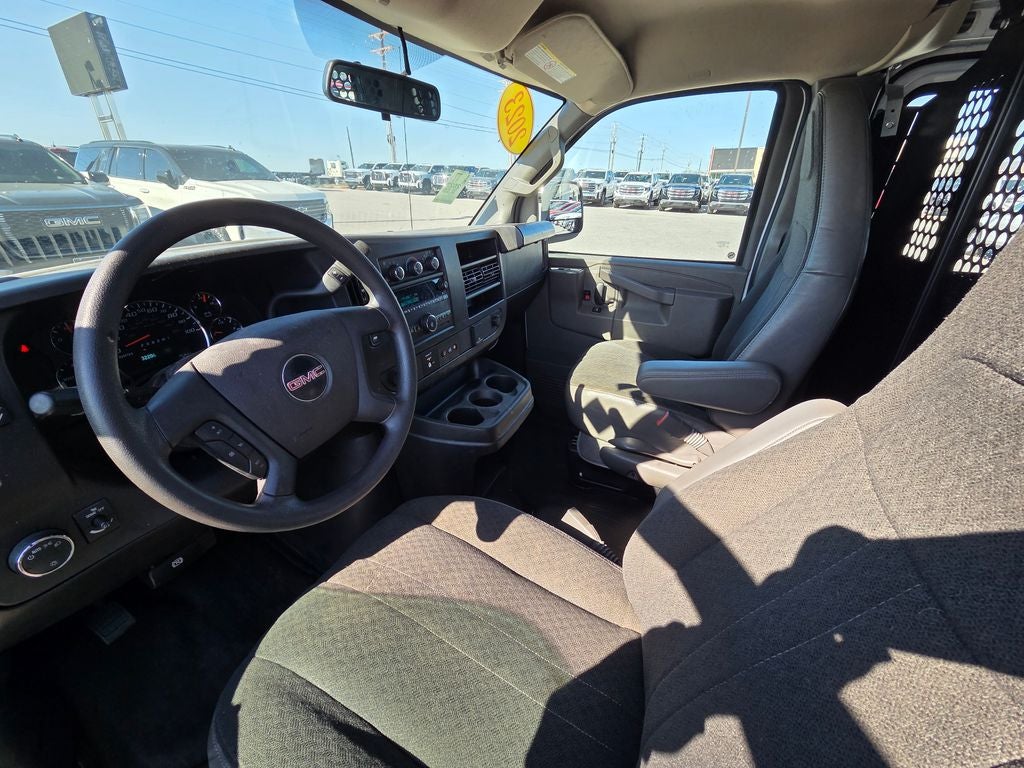2023 GMC Savana 2500 Work Van