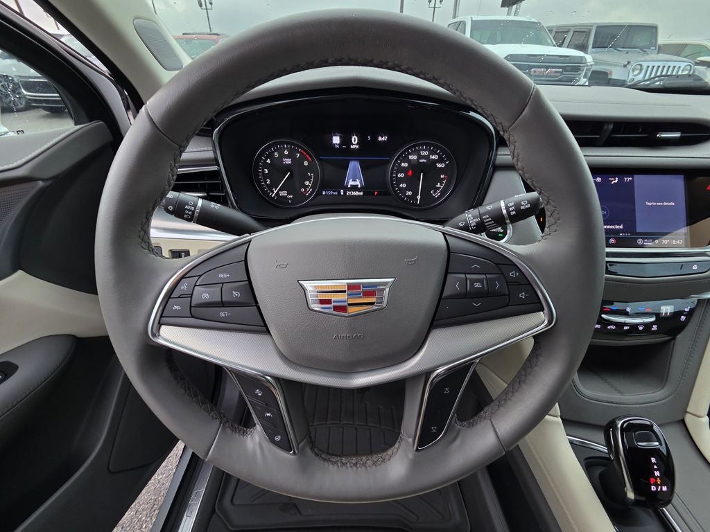 2023 Cadillac XT5 Premium Luxury