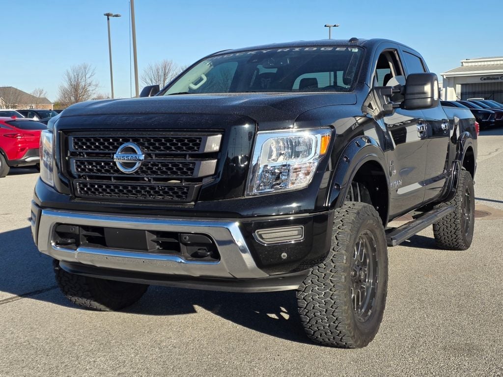 2021 Nissan Titan SV