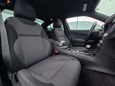 2017 Dodge Charger SE