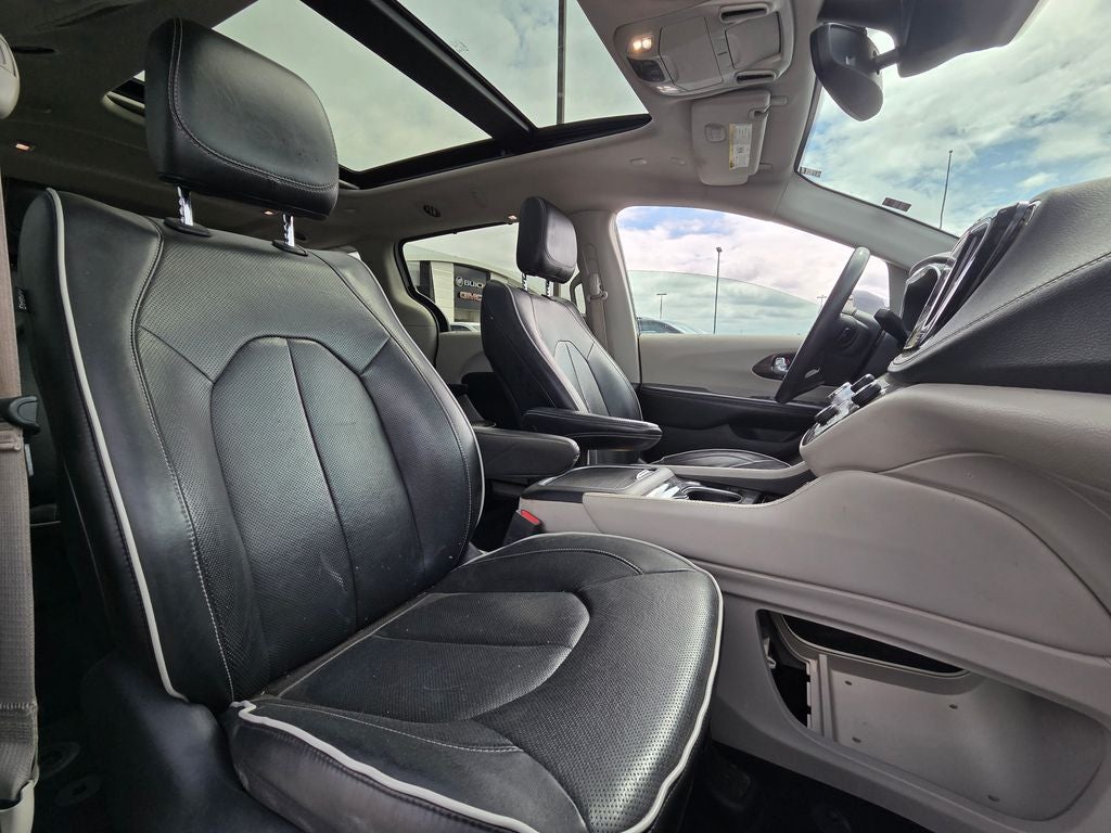 2022 Chrysler Pacifica Limited