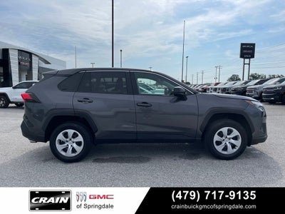 2024 Toyota RAV4 LE