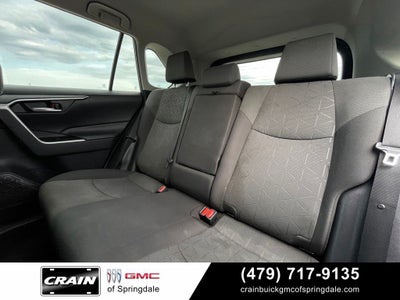2020 Toyota RAV4 XLE