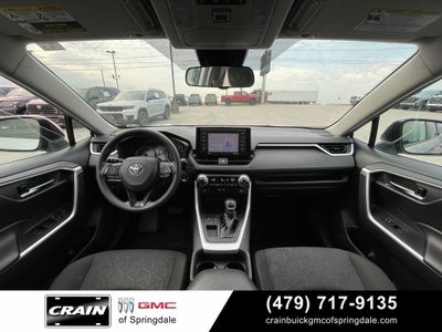 2020 Toyota RAV4 XLE