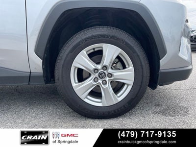 2020 Toyota RAV4 XLE
