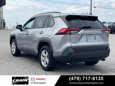 2020 Toyota RAV4 XLE