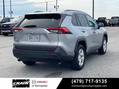 2020 Toyota RAV4 XLE