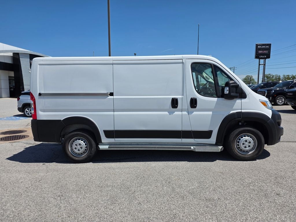 2025 RAM ProMaster 2500 Base 136 WB