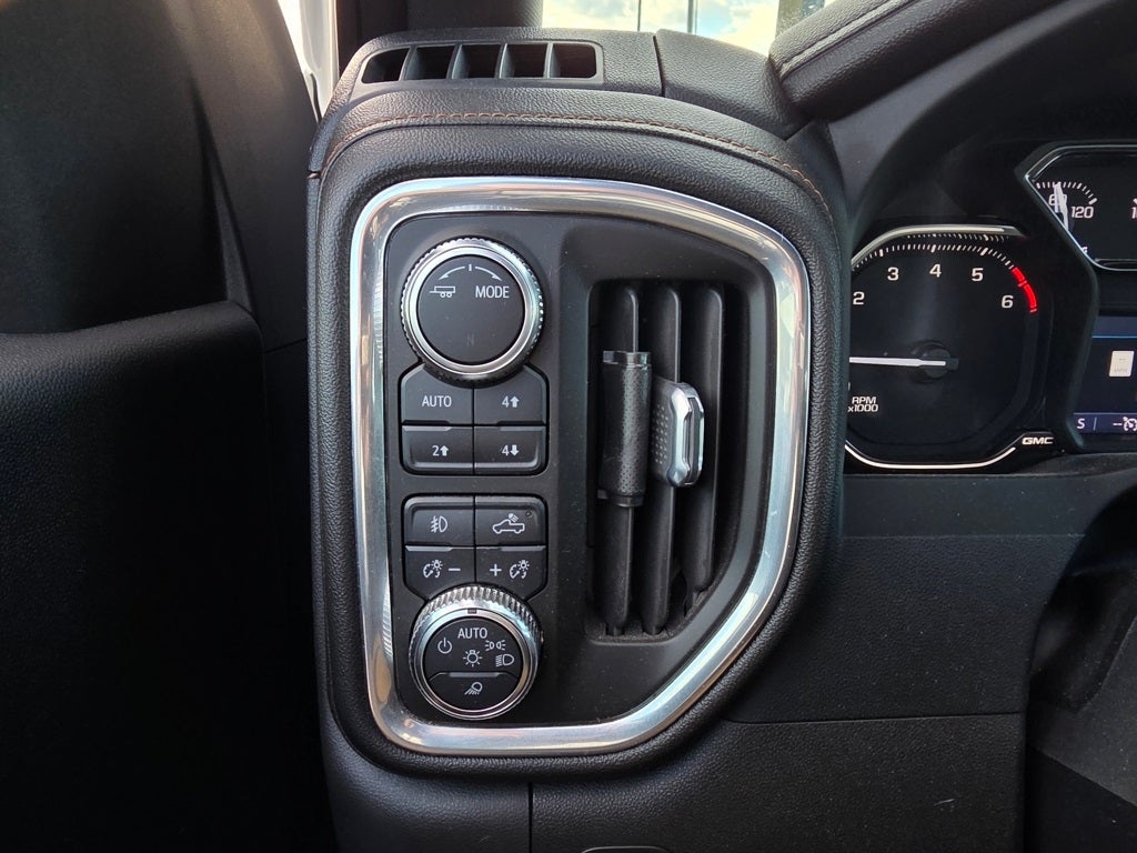 2022 GMC Sierra 1500 Limited AT4