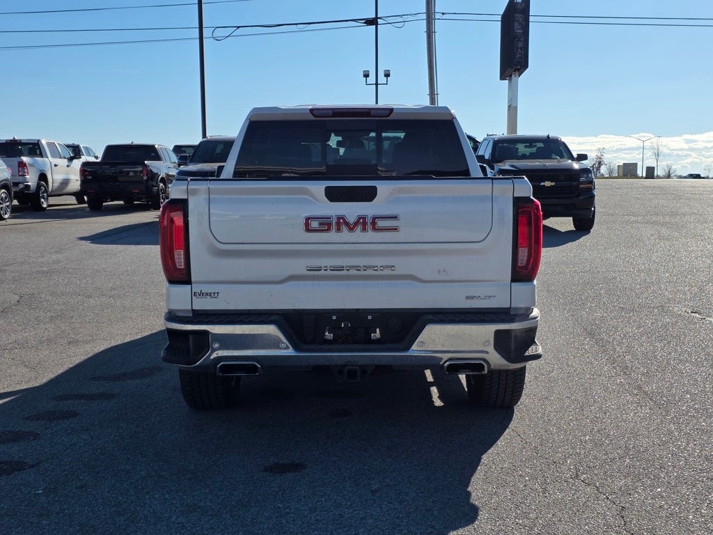 2024 GMC Sierra 1500 SLT