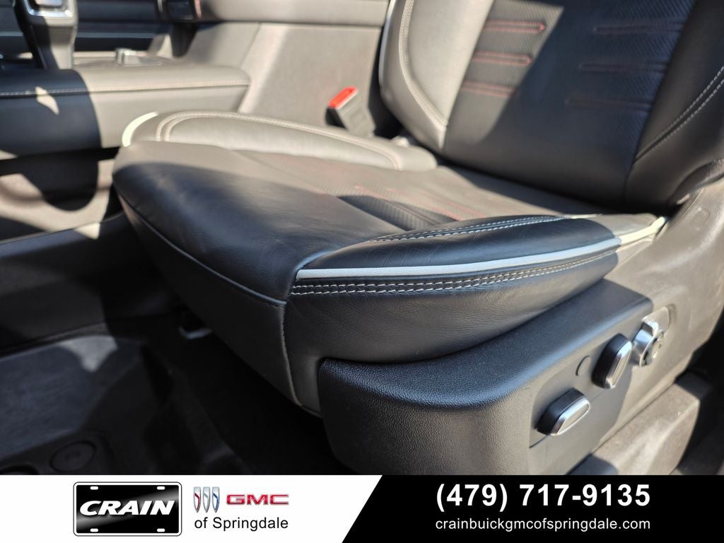 2025 GMC Sierra 1500 AT4X 6.2L V8 / 2IN FACTORY LIFT
