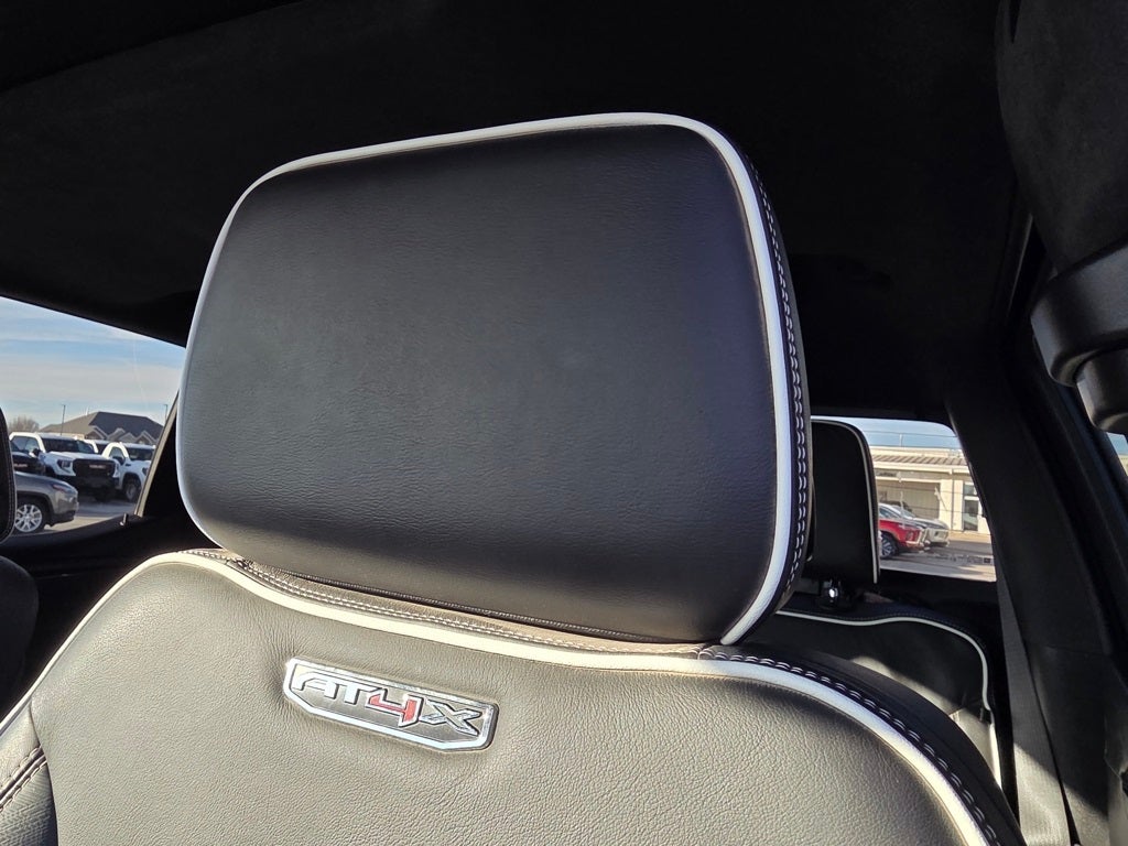 2023 GMC Sierra 1500 AT4X